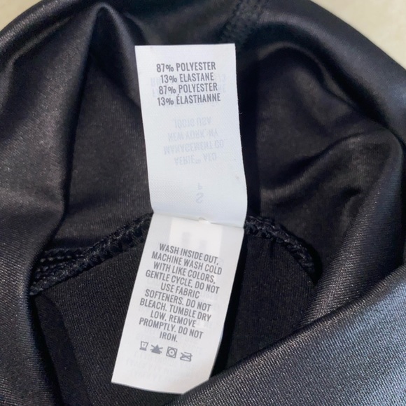 Aerie Shiny Black Leggings - Picture 3 of 4